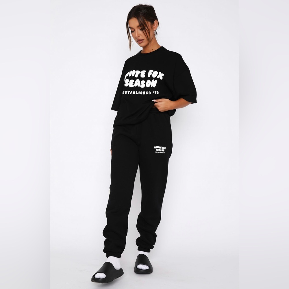 White Fox Boutique The Main Season Sweatpants Black
